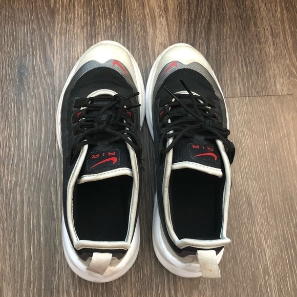 Nike Air Max Axis Black/White/Red Sneakers - Picture 3 of 8